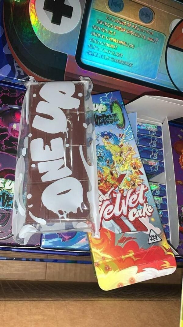 807a27ff-da90-42d1-9f45-593440f214dd Belgian Polka Dot brand chocolate bar